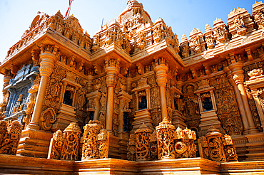 Well maintained golden Taranga Vihar Dham Tirth, a sacred Hindu pilgrimage site, alongside the road between Dhrangadhra and Halyad
