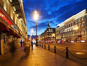 Nevsky Prospekt at night, St. Petersurg, Russia, Europe