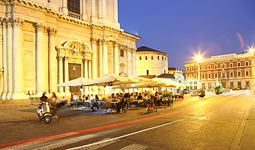 Piazza Duomo at dusk, Brescia, Lombardy, Italy, Europe