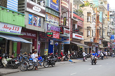 Pham Ngu Lao, Backpacker District, Ho Chi Minh City (Saigon), Vietnam, Indochina, Southeast Asia, Asia 