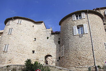 Portail de l'Orme (Gate of the Elm), Old Town, Vieil Antibes, Antibes, Alpes-Maritimes, Cote d'Azur, French Riviera, Provence, France, Europe