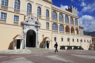 Princes of Grimaldi Palace (Royal Palace), Monaco, Cote d'Azur, Mediterranean, Europe