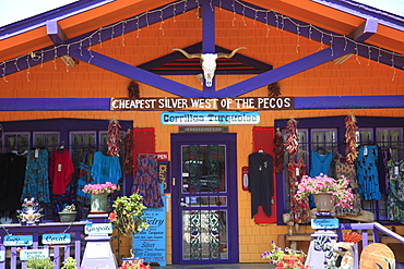 Shop, Madrid, former mining town in the Ortiz Mountains, Turquoise Trail, New Mexico, United States of America, North America