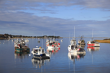 Fishing boats, Harbor, Chatham, Cape Cod, Massachusetts, New England, United States of America, North America