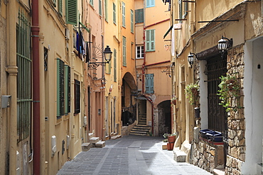 Old Town, Menton, Alpes Maritimes, Cote d'Azur, French Riviera, Provence, France, Europe