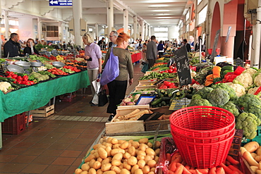 Marche Forville (Forville Market), Cannes, Alpes Maritimes, Cote d'Azur, French Riviera, Provence, France, Europe