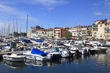 Harbor, Le Suquet, Old Town, Cannes, Alpes Maritimes, Cote d'Azur, Provence, French Riviera, France, Mediterranean, Europe