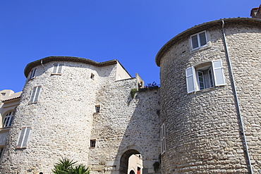 Portail de l'Orme (Gate of the Elm), Old Town, Vieil Antibes, Antibes, Cote d'Azur, French Riviera, Provence, France, Europe