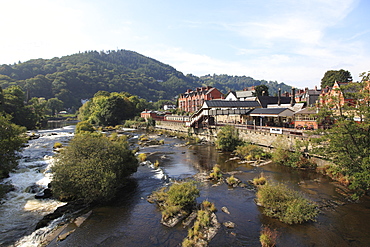 Llangollen, Dee River, Railway Station, Dee Valley, Denbighshire, North Wales, Wales, United Kingdom, Europe