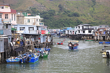 Stilt Houses, Canal, Tai O Fishing Village, Lantau Island, Hong Kong, China, Asia