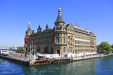 Historic Haydarpasa Railway Station, Neo-Renaissance architecture, Kadikoy, Asian Side, Istanbul, Turkey, Anatolia, Asia Minor, Eurasia