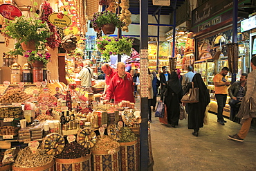 Spice Bazaar, Misir Carsisi, Egyptian Market, Eminonu, Istanbul, Turkey, Europe