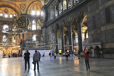 Interior, Byzantine architecture, Hagia Sophia (Aya Sofya), UNESCO World Heritage Site, Istanbul, Turkey, Europe