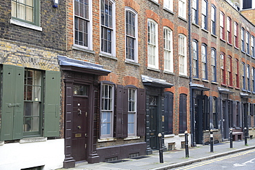 Historic Huguenot houses dating from the 18th century, Spitalfields, East End, London, England, United Kingdom, Europe