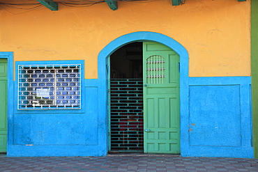 Colorful colonial architecture, Granada, Nicaragua, Central America