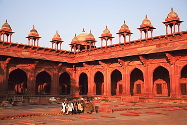 Inner courtyard of Jama Masjid, Fatehpur Sikri, UNESCO World Heritage Site, Uttar Pradesh, India, Asia
