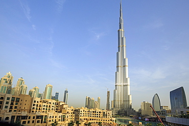 Burj Khalifa and city skyline, Downtown, Dubai, United Arab Emirates, Middle East 