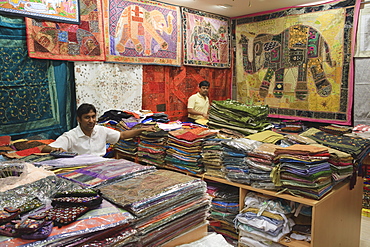 Shop in the Textile Souk, Bur Dubai, Dubai, United Arab Emirates, Middle East