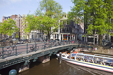 Cruise boat, Herengracht, Amsterdam, Netherlands, Europe