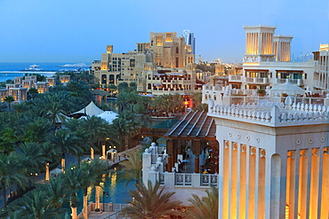 Arabesque architecture of the Madinat Jumeirah Hotel, Jumeirah Beach, Dubai, United Arab Emirates, Middle East