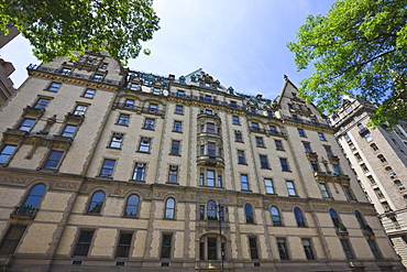 The Dakota Building, where John Lennon lived at the time leading up to his death, Central Park West, Manhattan, New York City, New York, United States of America, North America