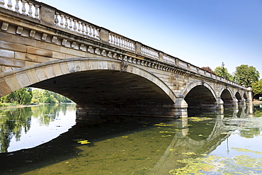 Serpentine Bridge, Hyde Park, London, England, United Kingdom, Europe