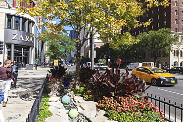 Stores on North Michigan Avenue's Magnificent Mile, Chicago's most fashionable shopping street, Chicago, Illinois, United States of America, North America