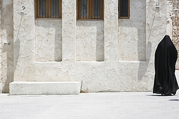 Woman wearing abaya, Doha, Qatar, Middle East