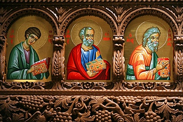 Icons on church iconostasis at Aghiou Pavlou Monastery on Mount Athos, Mount Athos, UNESCO World Heritage Site, Greece, Europe