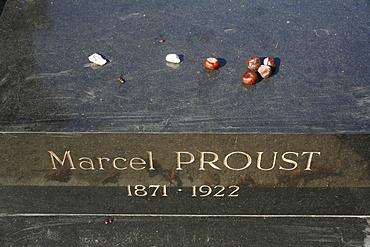 Marcel Proust's grave at Pere Lachaise cemetery, Paris, Ile de France, France, Europe