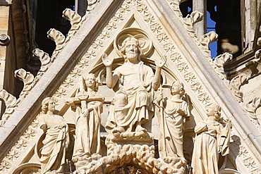 The Last Judgment, west front of Reims Cathedral, UNESCO World Heritage Site, Reims, Marne, France, Europe