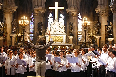 Notre Dame de Paris Cathedral choir, Paris, France, Europe