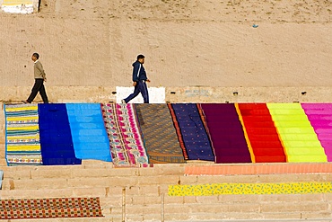 Saris drying on the ghats of Varanasi, Uttar Pradesh, India, Asia