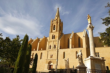 Saint Laurent church, Salon de Provence, Bouches du Rhone, Provence, France, Europe