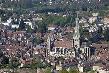 Town view of Autun with the cathedral Saint-Lazare, Autun, Saone et Loire, Burgundy, France, Europe