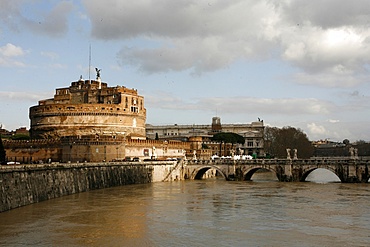 Castel Sant Angelo and River Tiber, Rome, Lazio, Italy, Europe