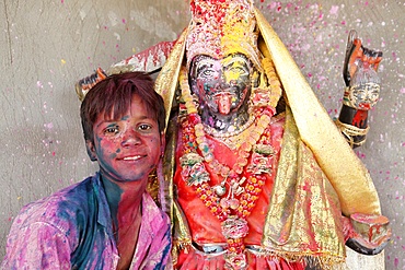 Holi celebration in Goverdan, Uttar Pradesh, India, Asia