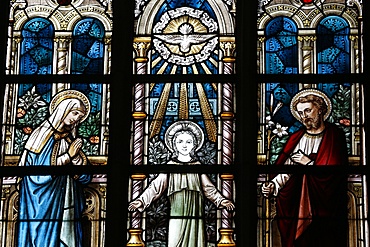 The Holy Family depicted in a stained glass window, Saint Salvators Cathedral, Bruges, West Flanders, Belgium, Europe