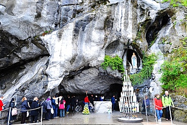 The Cave where Bernadette Soubirous had her Marian apparitions of our Lady of Lourdes in Lourdes in 1858, Lourdes, Hautes-Pyrenees, France, Europe