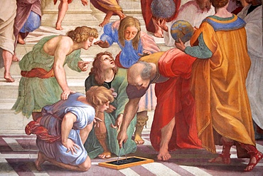 The School of Athens, fresco by the Italian painter Raphael painted between 1509 and 1510. Segnatura (the Stanze), Vatican Museum, Vatican, Rome, Lazio, Italy, Europe