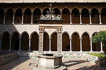 Pedralbes Monastery cloister, Barcelona, Catalonia, Spain, Europe