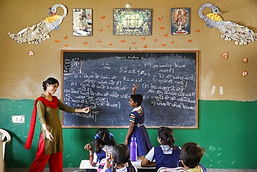 Sandipani Muni School for needy girls run by Food for Life, Vrindavan, Uttar Pradesh, India, Asia