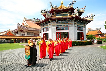 Buddhist ceremony, Liberation Rite of Water and Land, Kong Meng San Phor Kark See Monastery, Singapore, Southeast Asia, Asia