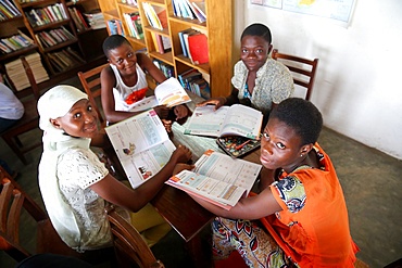 Library in an African school where children are sponsored by French NGO, La Chaine de l'Espoir, Lome, Togo, West Africa, Africa