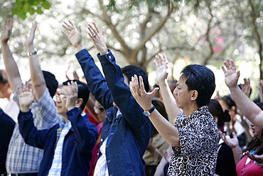 Evangelical Protestants praying at Jerusalem Garden Tomb, Jerusalem, Israel, Middle East