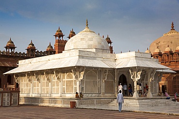 Shaikh Salim Chisti 's white marble tomb, Fatehpur Sikri, UNESCO World Heritage Site, Uttar Pradesh, India, Asia