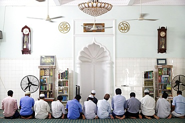 Muslim men praying, Saigon Central Mosque, Ho Chi Minh City, Vietnam, Indochina, Southeast Asia, Asia