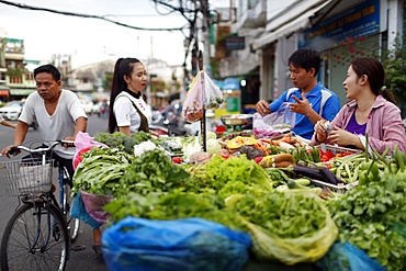 Street market with fresh vegetable stall, Ho Chi Minh City, Vietnam, Indochina, Southeast Asia, Asia