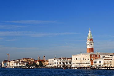 Palazzo Ducale (Doges Palace) and San Marco Square, Venice, UNESCO World Heritage Site, Veneto, Italy, Europe