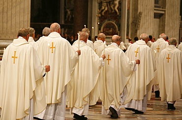 Procession in St. Peter's Basilica, Vatican, Rome, Lazio, Italy, Europe